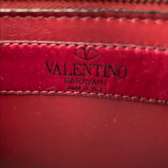 VALENTINO Rockstud Matelassé Denim crossbody Bag - Picture 5 of 6